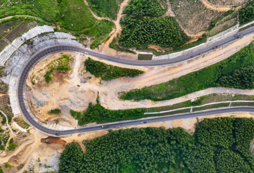 Cao tốc Quy Nhơn – Pleiku: "Giải phóng mặt bằng đến đâu, thi công đến đó"