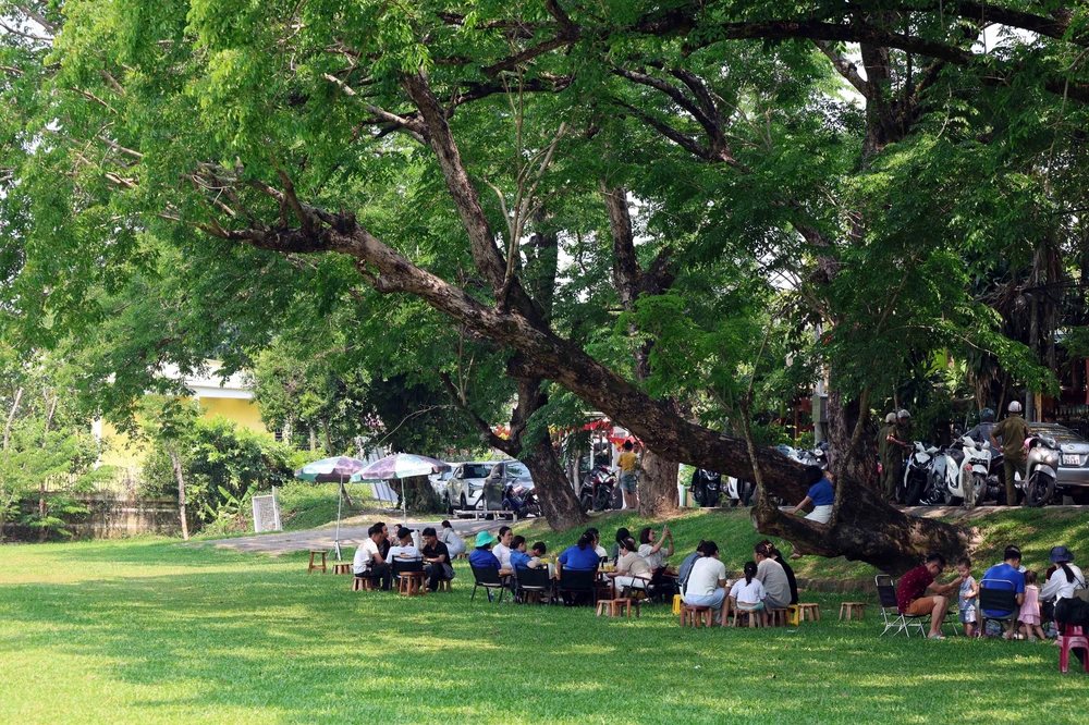 Từ ngày 21-22/4, khu vực Trung Bộ nắng nóng, có nơi nắng nóng gay gắt