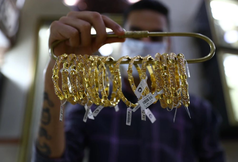 Giá vàng sáng 13/3 giảm 1,5 triệu đồng/lượng