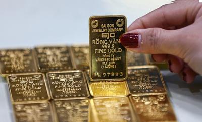 Giá vàng lập kỷ lục mới hơn 103 triệu đồng/lượng