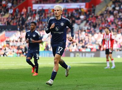 Kết quả Ngoại Hạng Anh 14/9: Man Utd đè bẹp Southampton