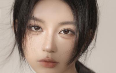 Khoe góc nghiêng viral khắp cõi mạng, gái xinh bất ngờ được ví như “Go Youn Jung Việt Nam”