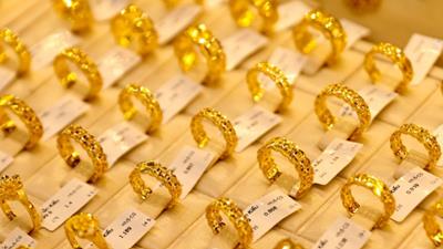 Giá vàng hôm nay (1/4): Xu hướng sắc xanh bao phủ