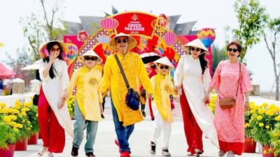 Những điểm chơi Tết mới tinh ở TP.HCM khiến khách 'đứng ngồi không yên'