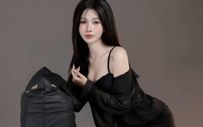 Ảnh sinh nhật 18+ gợi cảm của nữ tuyển thủ Liên Quân Mobile