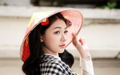 Những siêu phẩm HOT của Trần Hà Linh – gái xinh 2k2 đang gây sốt mạng xã hội