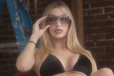 Bạn trai Kylie Jenner gặp họa vì sao phim khiêu dâm