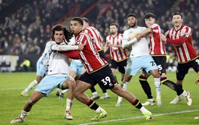 Nhận định Burnley vs Sheffield United: Chung kết hấp dẫn, 23h30 ngày 21/04