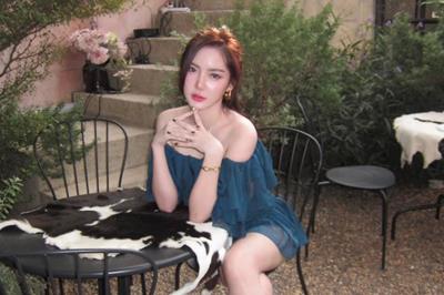 Ngâm bồn nước đá vì sức khoẻ, hot girl đáp trả hoài nghi 