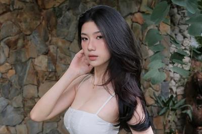 Hot girl Diệp Phương Linh đang khiến cả cõi mạng bàn tán là ai?