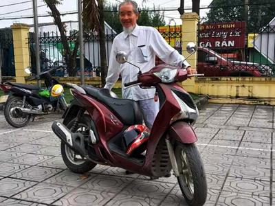 Cụ ông 77 tuổi ở Hà Nội khỏe như 'thanh niên' nhờ bí quyết tập luyện đúng cách và ăn đủ