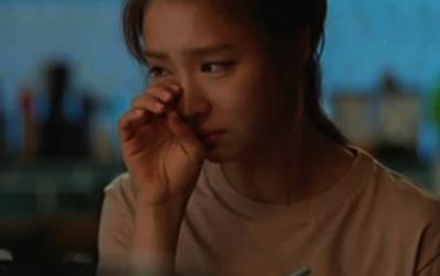 Hỏi mẹ chồng sao cơm ở cữ lại có món ăn đắt đỏ như vậy, bà tiết lộ một chuyện khiến tôi đau lòng