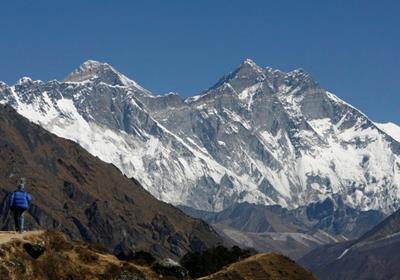 Lý do vì sao "nóc nhà thế giới" núi Everest không ngừng cao lên?