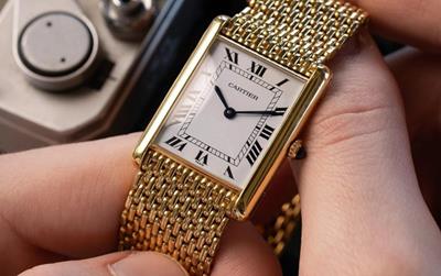 Ngành đồng hồ xa xỉ loay hoay khi giá vàng phi mã