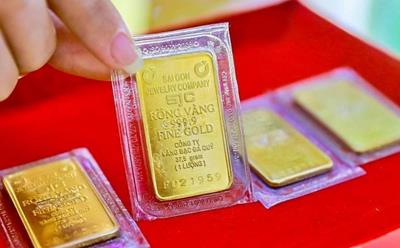 Giá vàng trưa hôm nay 27/5: Thận trọng sau phiên giảm mạnh