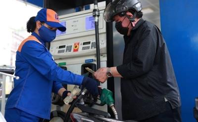 Giá xăng dầu hôm nay giảm mạnh: Dự báo các kỳ tới diễn biến ra sao?