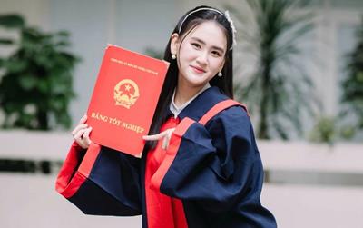 Nữ sinh chuyên Anh đỗ Đại học Thanh Hoa
