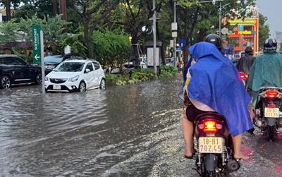 Thời tiết hôm nay 13/10: Đón không khí lạnh, Hà Nội nhiều nơi mưa rào và dông