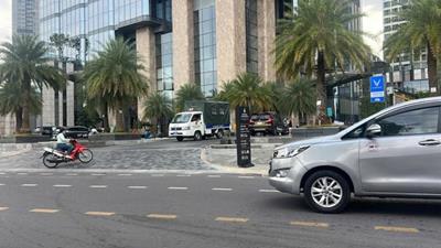 Phát hiện thi thể trong túi ở sảnh chung cư TP.HCM