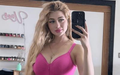 Hot girl Mexico bị bắn chết ngay khi đang livestream với fan