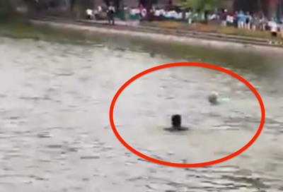 Cô gái khỏa thân tử vong dưới Hồ Gươm có dấu hiệu bất thường