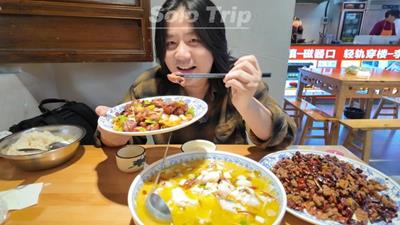 Khoa Pug đổi tên kênh YouTube vì AI