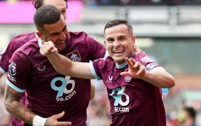 Nhận định, dự đoán Burnley vs Leeds 21h00 ngày 18/10: 3 điểm cho Leeds