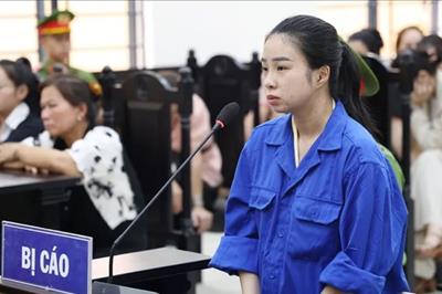 Xét xử cô gái lập hàng trăm dây hụi online chiếm đoạt gần 99 tỉ đồng