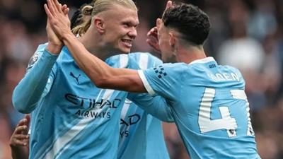 Nhận định Man City vs Chelsea (00h30, 5/1): Thay tướng không đổi vận