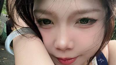 Minh Thư gây sốc khi gặp sự cố lộ h.àng trên livestream, khiến dân mạng “đứng hình”