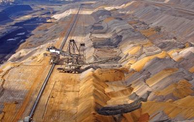 Cuộc chơi khoáng sản toàn cầu ngày một "nóng"