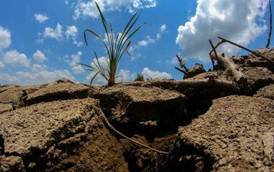 Nắng nóng gay gắt bao trùm TP.HCM và Nam Bộ trong tháng 4