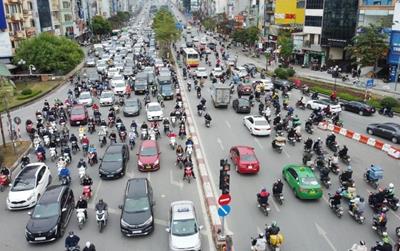 Hà Nội lên giải pháp hỗ trợ người dân chuyển đổi xe xăng sang xe điện