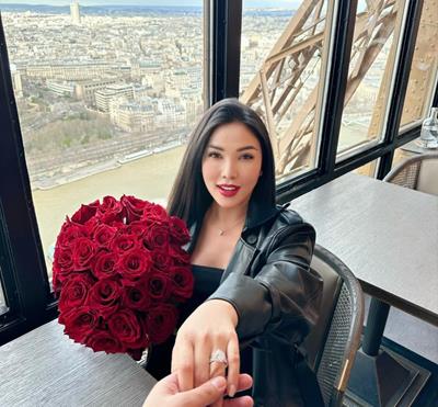 Quỳnh Thư 35 tuổi có cuộc sống như mơ: Được bạn trai ở Pháp cầu hôn, mang thai con đầu lòng sau nhiều biến cố