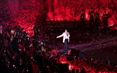 The Global City đón gần 30.000 khán giả dự concert "Sketch A Rose"