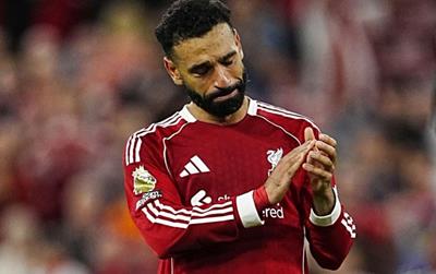 Salah làm nên lịch sử trong trận khai màn Ngoại hạng Anh 2025/26