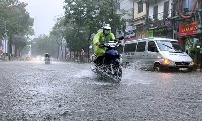 Dự báo thời tiết ngày 20/7: Nam Bộ hứng mưa lớn