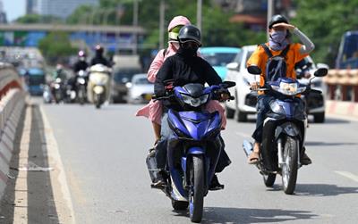 Thời tiết ngày mai 17/7: Nắng gắt bao trùm miền Bắc và Trung, cao nhất vượt 38°C