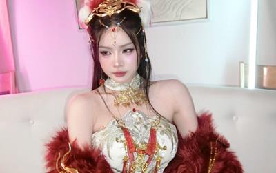 Thánh nữ DJ top 1 Việt Nam trổ tài cosplay yêu hồ, hóa tiên tỷ khiến fan ngẩn ngơ