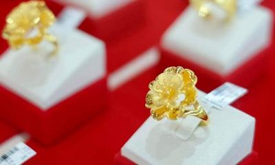 Giá vàng hôm nay 12/9: Giảm nhẹ