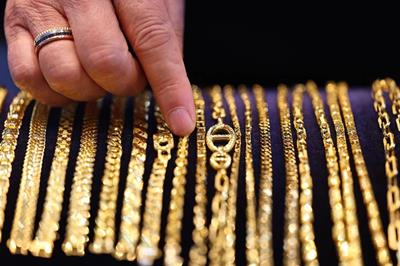 Giá vàng sáng 9/4 lùi về sát mốc 170 triệu đồng/lượng