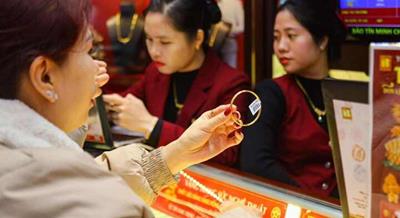 Giá vàng hôm nay 5/11: Quay đầu giảm mạnh, rời xa ngưỡng 4.000 USD/ounce