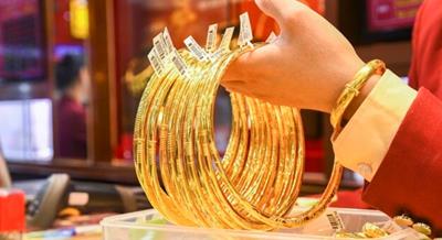 Giá vàng hôm nay 5/10/2025: Tiếp đà tăng