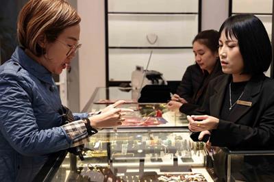 Giá vàng sáng 3/4 tăng 1 triệu đồng/lượng