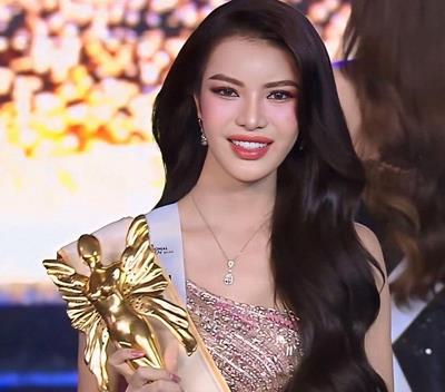 Lý do người đẹp 28 tuổi từng ly hôn đăng quang Miss International Queen